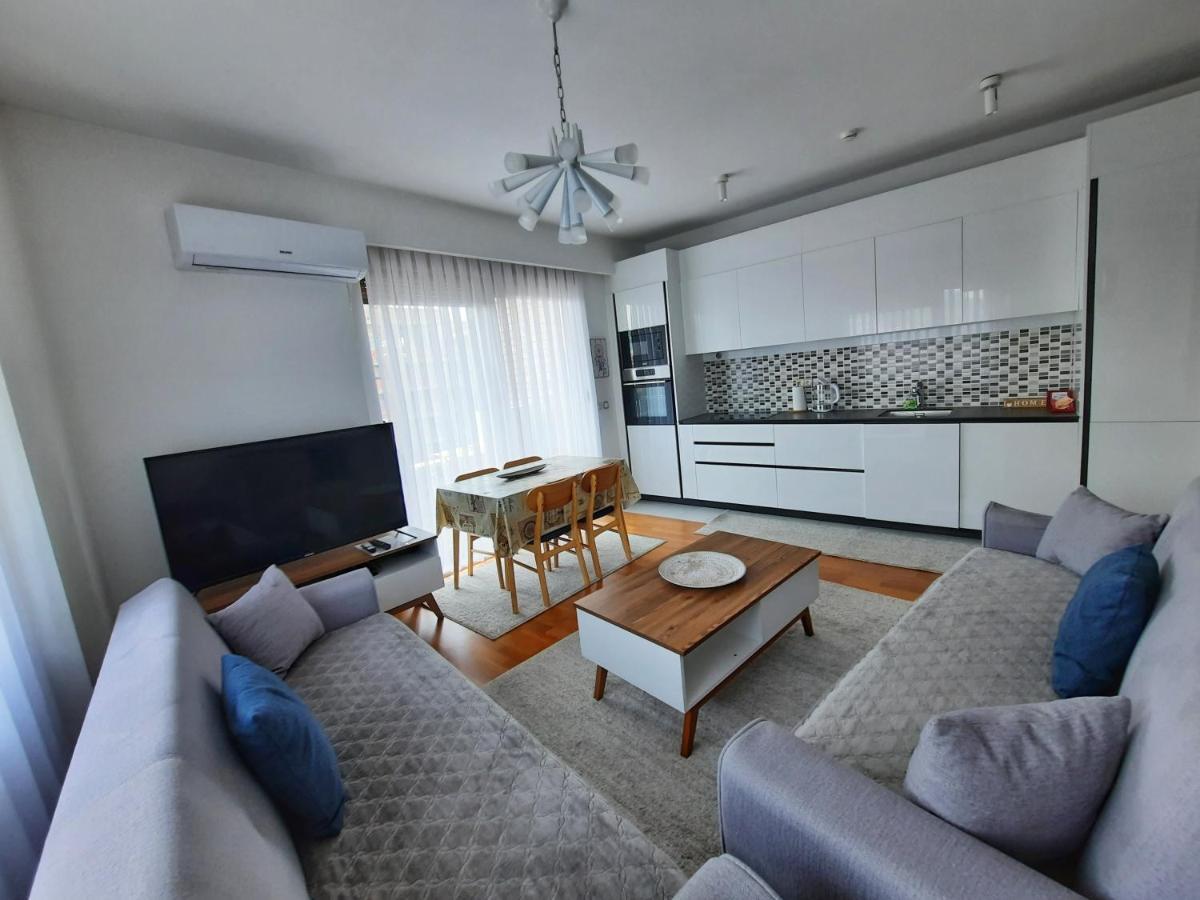Luxury Sky View Apartment Πρίστινα Εξωτερικό φωτογραφία
