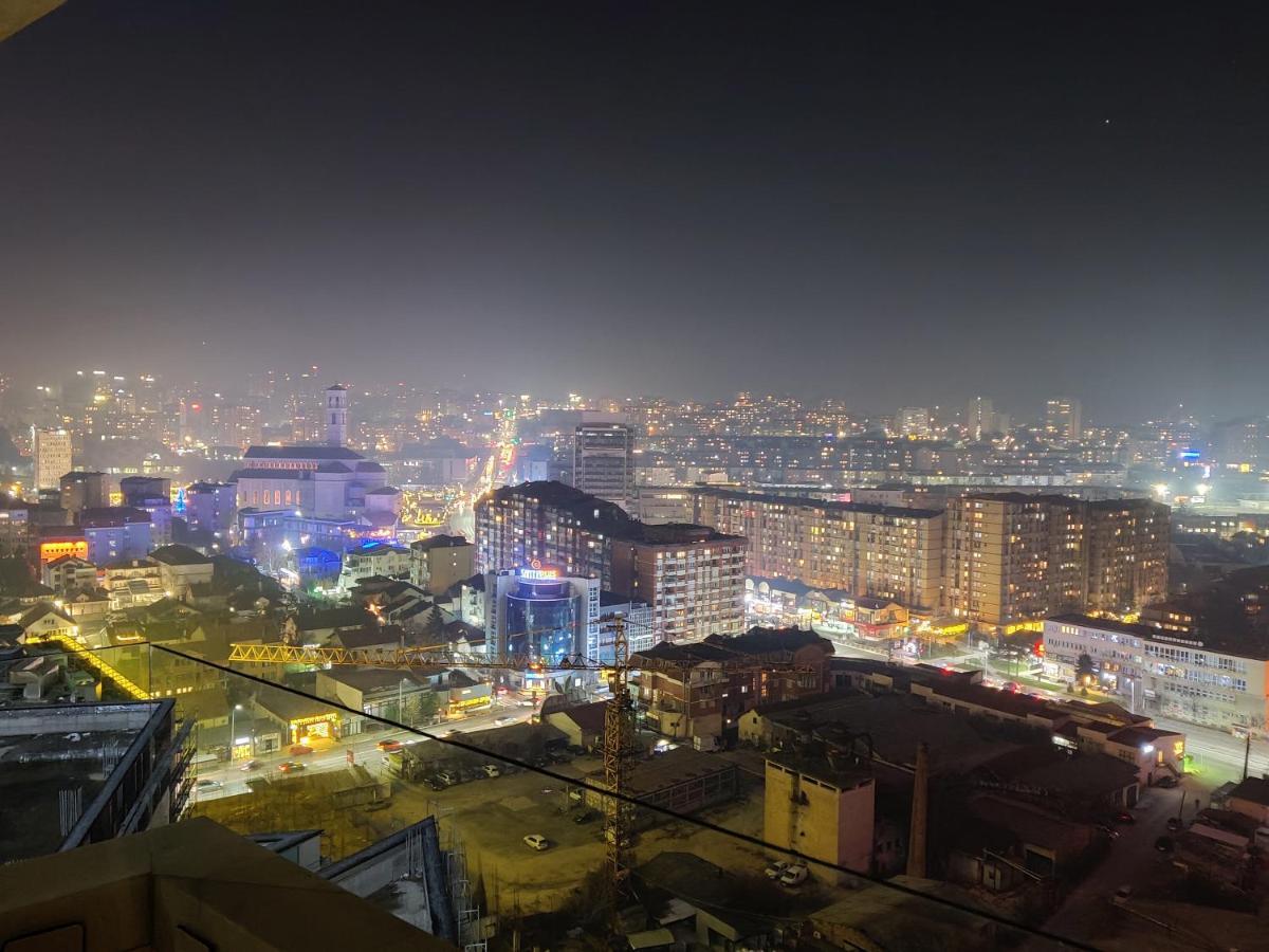 Luxury Sky View Apartment Πρίστινα Εξωτερικό φωτογραφία