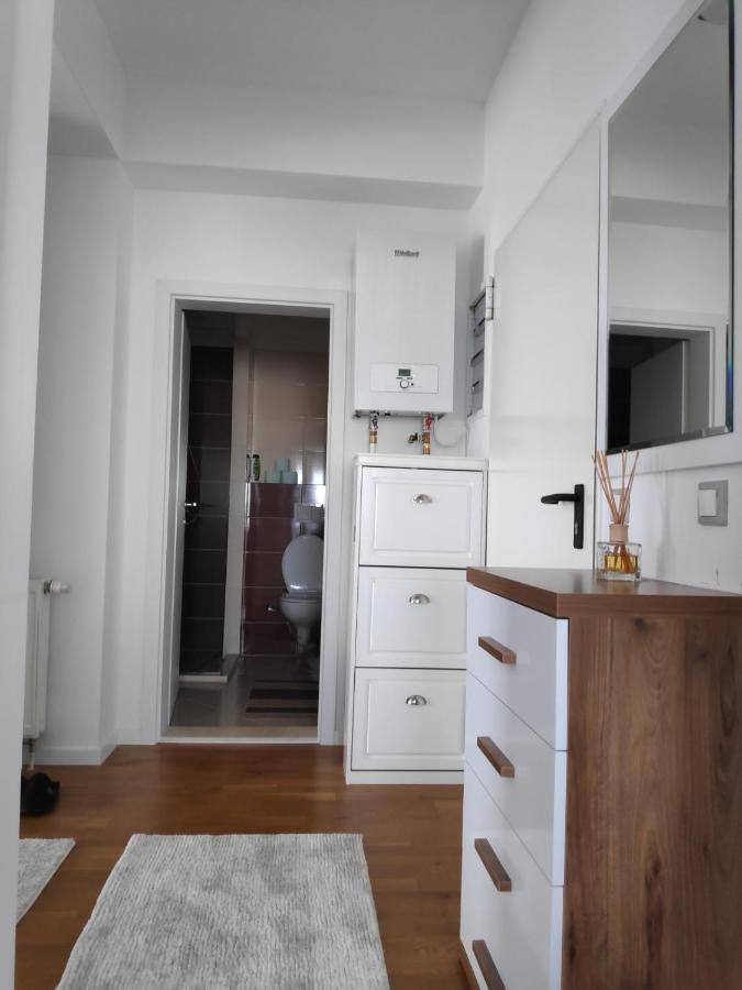 Luxury Sky View Apartment Πρίστινα Εξωτερικό φωτογραφία