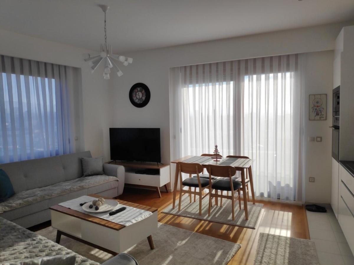 Luxury Sky View Apartment Πρίστινα Εξωτερικό φωτογραφία
